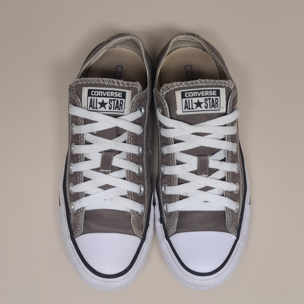 Converse CTAS low casual sneakers size 7 - Picture 4 of 9